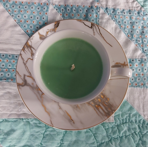 Porcelain tea cup🕯100% soy way naturally scented - Picture 2 of 3